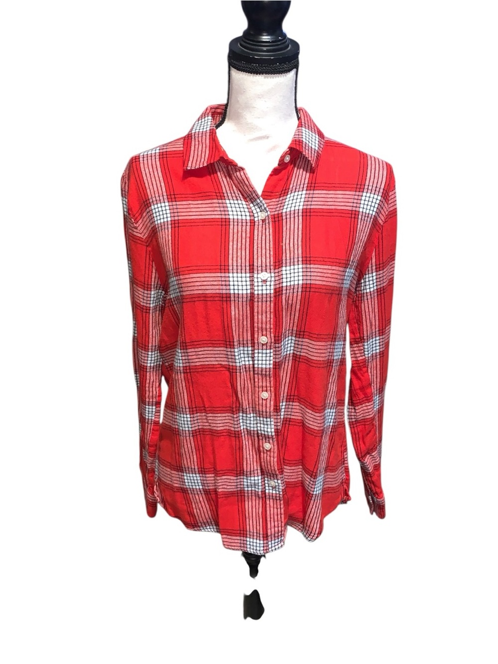 Dip Red Plaid Button-Front Women's Shirt Classic Flannel Style